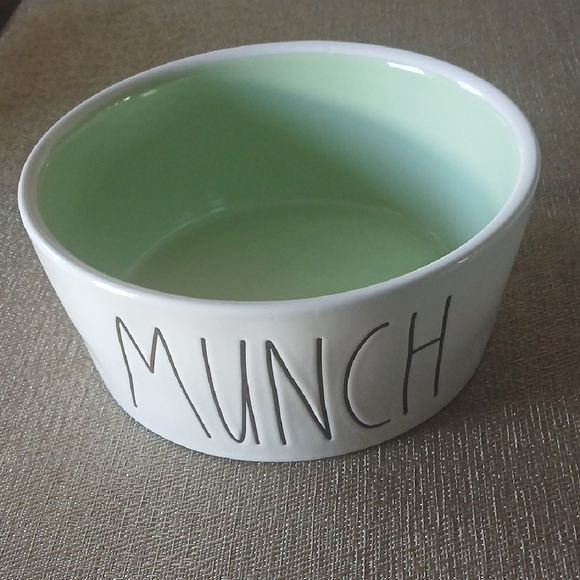 Rae Dunn Other - Rae Dunn "MUNCH" Pet Bowl